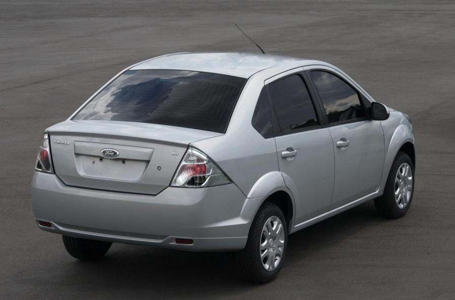  Ford Fiesta One 2010 года  (фото 3 из 8)
